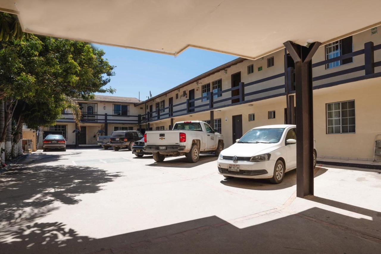 OYO Hotel CocoBeach Ensenada Exterior foto